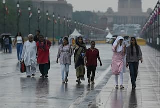 दिल्ली-NCR में देर रात हुई बारिश से मौसम हुआ सुहावना, भीषण गर्मी से मिली राहत