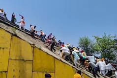 Protesting Farmers In Haryana's Kurukshetra Block National Highway To Delhi | Live Updates