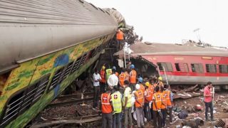 LIC Plans To Open Helpdesks At Major Railway Stations In West Bengal