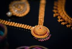 Gold Rates Fall On Monday: Check Yellow Metal's Price In Top Cities