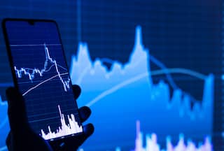 CLOSING BELL: Sensex Bounces Back To 63K, Jumps 400 Points, Nifty Closer To All-Time High