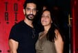 Neha Dhupia : अंगद बेदी और नेहा धूपिया ने कैमरे के लिए दिए कोजी पोज, यहां देखें तस्वीरें