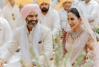 Sonnalli Seygall Marries BF Ashesh, See Pics From Anand Karaj Ceremony