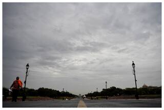 उमस और चिपचिपी गर्मी से आज राहत के आसार, इन राज्यों में होगी तेज बारिश, IMD ने जारी किया ताजा अपडेट