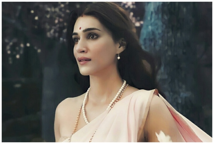 Kriti Sanon Xvideo - Kriti Sanon, Kriti Sanon HD Photos, Kriti Sanon Videos, Pictures, Pics,  Age, Upcoming Movies and Latest News Updates | The Indian Express