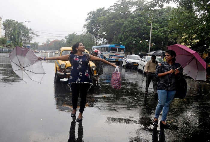 West Bengal To Get Respite From Searing Heat As Monsoon To Arrive In 24 Hours: IMD
