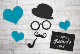 Happy Fathers Day: बेटियां अपने अंदाज में विश करें फादर्स डे, पापा को भेजें यहां दिए संदेश