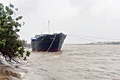Gujarat Couple Lost 3 Houses To Previous Cyclones Ready To Face Biparjoy