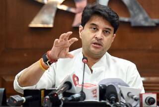 IndiGo ने Airbus को दिया 500 विमानों का ऑर्डर, ज्योतिरादित्य सिंधिया ने कहा ऐतिहासिक दिन