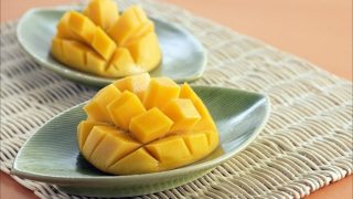Mango Side Effects: How to Prevent Stomach Infections After Having Too Many Mango Bites?