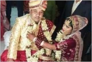 झारखंड में अनोखी शादी! एंबुलेंस पर आया दूल्हा, स्ट्रेचर पर निभाई सभी रस्में; जानें क्या है पूरा मामला