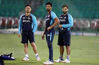 Asian Games 2023: खेल गांव में नहीं, 5-स्टार होटल में रुकेगी रुतुराज गायकवाड़, हरमनप्रीत कौर की टीम इंडिया