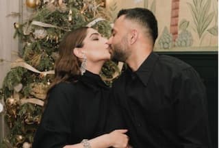 Sonam Kapoor Shares Unseen Romantic Pics With Hubby Anand Ahuja on His Birthday