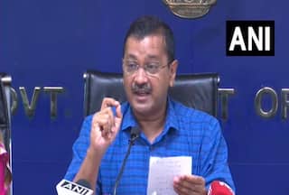 दिल्ली में कई जगहों पर रोड पर पहुंचा बाढ़ का पानी, सीएम केजरीवाल बोले- नदी के आस-पास सड़कों का इस्तेमाल न करें