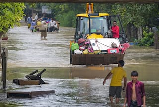 Delhi Witnesses Massive Traffic Jam, Roads Submerged, Metro Services Affected | What We Know So Far