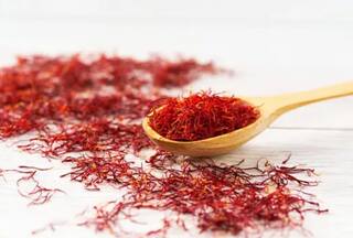 Saffron Benefits: How to Bring Out That Natural Glow? Shahnaz Husain Shares Tips