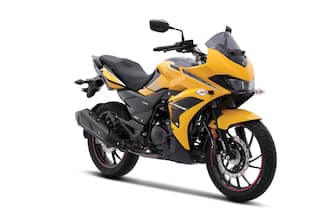 भारत में लॉन्च हुई नई Hero Xtreme 200S 4V, कीमत 1.41 लाख रुपये