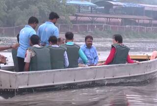 दिल्ली में यमुना उफान पर, कल खतरे के निशान को पार करेगा पानी, तैयारियों का जायजा लेने पहुंची मंत्री आतिशी