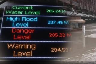 Flood in Delhi: दिल्ली में यमुना नदी में भारी बाढ़, खतरे के निशान से एक मीटर ऊपर पहुंचा पानी