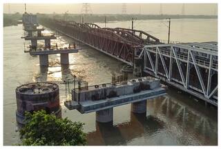 हथिनीकुंड बैराज से यमुना में लगातार छोड़ा जा रहा पानी, एक बार फिर पार किया खतरे का निशान, अधिकारी हाई अलर्ट पर