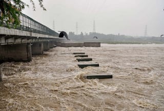 Delhi Rains: Section 144 Imposed in Flood-Prone Areas After Water Level in Yamuna Rises to 207 Metres