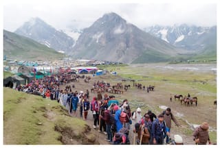 Amarnath Yatra Temporarily Suspended Due To Bad Weather
