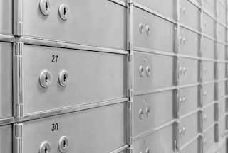 Bank Locker Rules: अगर आपके बैंक लॉकर की चाभी खो गई है तो न हों परेशान, ये काम करें परेशानी हो जाएगी दूर