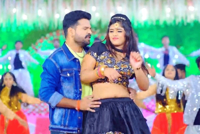 100 मिलियन व्यूज के साथ धमाल मचा रहा सुपरस्टार रितेश पांडे का गाना 'आईल बारू नाचे  शहर सासाराम'