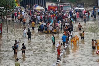 Delhi Floods: 6 Health Risks to Watch Out For During Flood-Like Situation