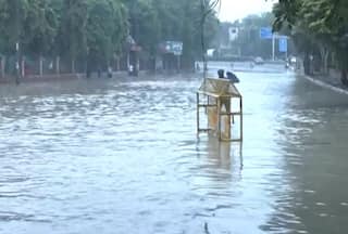 Water From Overflowing Yamuna Reaches Kashmiri Gate, Civil Lines; CM Kejriwal Says 'Evacuate immediately'