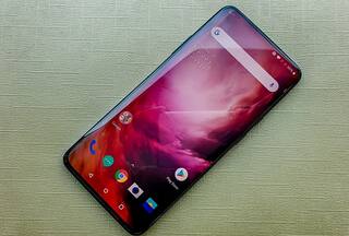 फोन के LCD, OLED, AMOLED डिस्प्ले में क्या अंतर है? कौन सा होता है सबसे बढ़िया