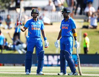 टीम इंडिया को बड़ा झटका; एशिया कप 2023 से बाहर हो सकते हैं ये दो बल्लेबाज