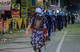 Haryana Violence: नूंह और पलवल में आज और कल भी रहेगी इंटरनेट पर रोक, सरकार का फैसला