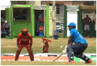 Johnson Charles Receives Injury Scare During CPL Match Between SLK and TKR | WATCH