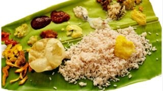 What is Onam Sadhya 2023? A Grand Feast of 26 Dishes Serve on The Auspicious Day of Onam