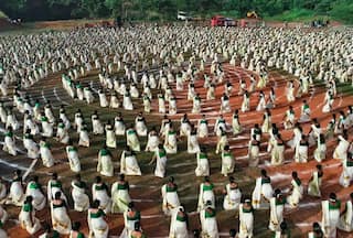 Onam 2023: Over 7,000 Women Perform Thiruvathira Dance To Set World Record In Kerala's Thrissur | Watch