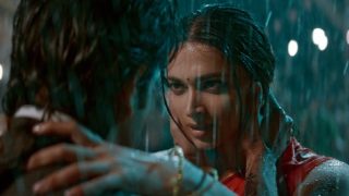 Jawan Trailer: Deepika Padukone Looks Killer in Colourful Sarees as She Fights With Shah Rukh Khan, See Pics