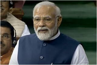 PM Modi Parliament Speech: शेयर मार्केट में पैसा लगाने वाले निवेशकों को PM मोदी की सलाह- बताया किस कंपनी में लगाएं पैसा