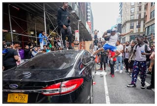 Riots Break Out In New York After YouTuber Kai Cenat Announces Free PlayStation: Watch