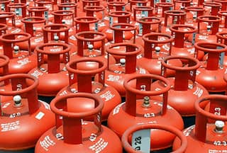 This State To Provide Domestic Gas Cylinder At Rs 450 In Sawan Month; Check Details