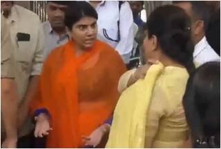 Ravindra Jadeja की विधायक पत्नी Rivaba Jadeja अपनी ही पार्टी की सांसद पर क्यों भड़कीं? वायरल हो रहा VIDEO