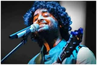 Arijit Singh's Fans Get Worried After Singer Postpones UK Tour Due to Medical Emergency