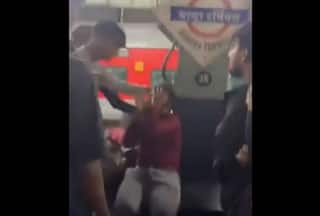 Mumbai: Mob Brutally Thrashes Man For Allegedly Abducting Minor Girl In Bandra Terminus; Video Goes Viral