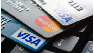Credit Card: जब क्रेडिट कार्ड कंपनियां फ्री में जारी करती हैं कार्ड, तो कैसे कमाती हैं करोड़ों रुपये; यहां पाएं हर सवाल का जवाब