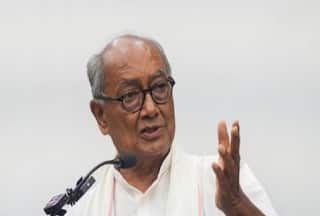 Congress Leader Digvijay Singh Raises Concerns Over Functioning of EVMs, Asks Recognised Political Parties To Question