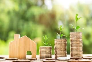 BIG News For Home Buyers: Your Loan EMIs To Go Up As 3 Banks Hike Basic Lending Rates