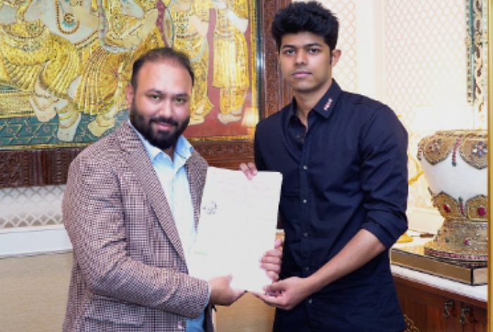 Thalapathy Vijay's Son To Make His Directorial Debut