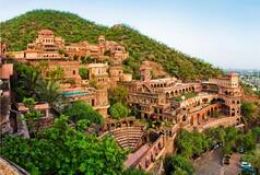 5 डेस्टिनेशंस जो दिल्ली से 200 किमी हैं दूर, Weekend पर जा सकते हैं टूरिस्ट