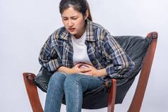 Periods में ब्लोटिंग से हैं परेशान? ये पानी दूर कर सकता है सारी दिक्कतें