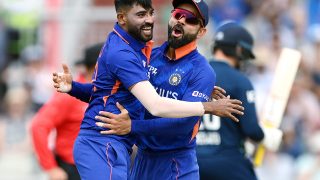 Asia Cup 2023: पाकिस्तान के खिलाफ मैच से पहले कोहली को लगी सिराज की गेंद; टीम इंडिया की मुश्किलें बढ़ी